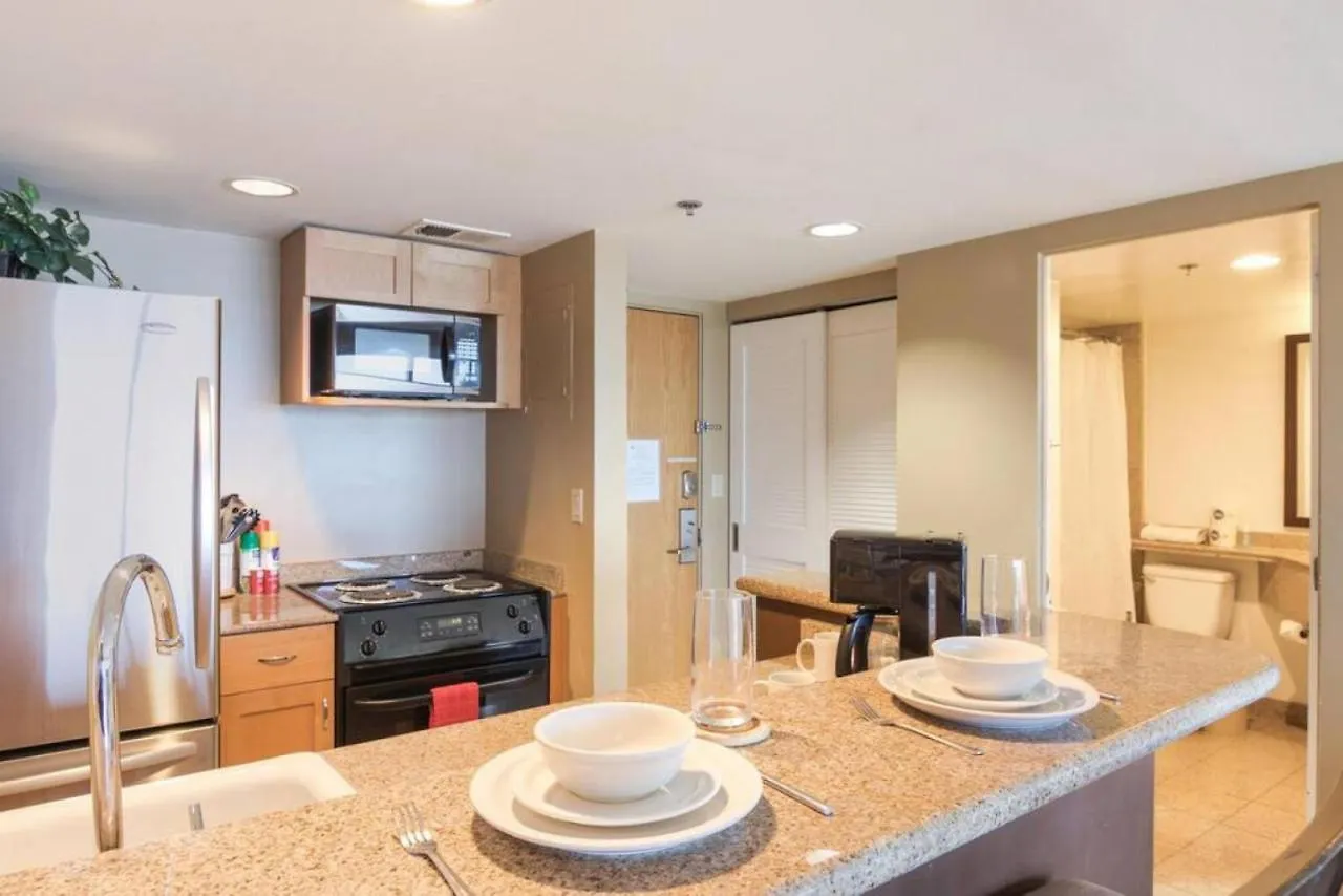 Ilikai Apt 2106 - Spacious Studio With Spectacular Ocean & Harbor Views Honolulu 0*,